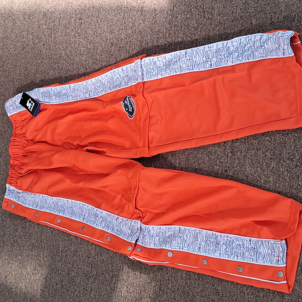 Tear off jogging pants
